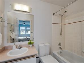 12-240 Burnside Rd — listing photo 16 of 30