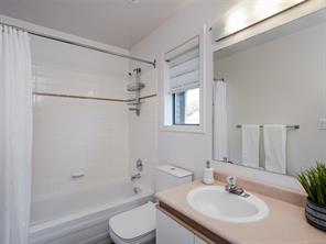 12-240 Burnside Rd — listing photo 18 of 30