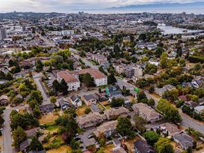 12-240 Burnside Rd — listing photo 27 of 30