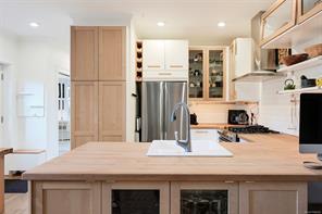 1-2116 Richmond Rd — listing photo 20 of 68
