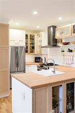 1-2116 Richmond Rd — listing photo 25 of 68