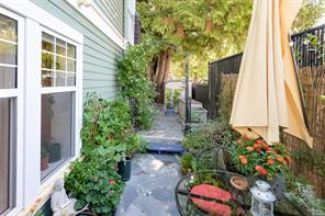 1-2116 Richmond Rd — listing photo 44 of 68