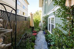 1-2116 Richmond Rd — listing photo 49 of 68