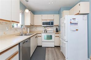 4541 Elk Lake Dr — listing photo 21 of 47