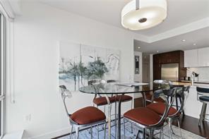 302-838 Broughton St — listing photo 15 of 37