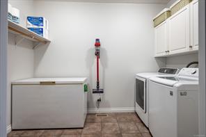 601 Meadow Dr — listing photo 15 of 46