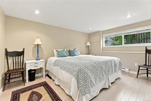 711 Richmond Ave — listing photo 25 of 53