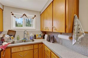 2807 Windermere Ave — listing photo 17 of 40