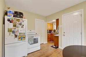 2807 Windermere Ave — listing photo 19 of 40