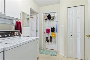 712 Bowen Dr — listing photo 23 of 50