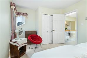 712 Bowen Dr — listing photo 35 of 50