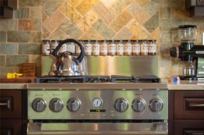 543 Stonewater Dr — listing photo 22 of 84