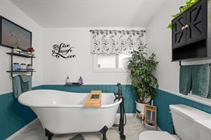 134 Surfside Dr — listing photo 30 of 67