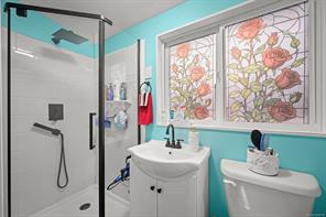 134 Surfside Dr — listing photo 33 of 67