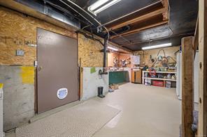 134 Surfside Dr — listing photo 39 of 67