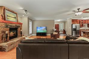 1090 Coldwater Rd — listing photo 27 of 99