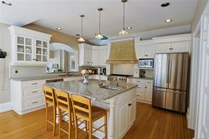 990 Terrace Ave — listing photo 32 of 60