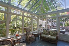 990 Terrace Ave — listing photo 42 of 60