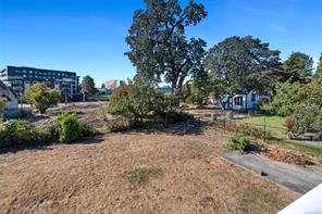 909 Shearwater St — listing photo 18 of 47