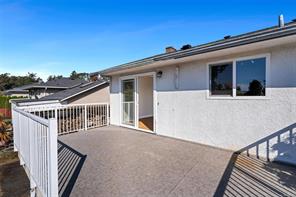 909 Shearwater St — listing photo 19 of 47