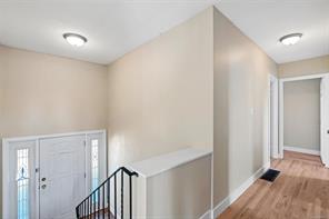 909 Shearwater St — listing photo 20 of 47