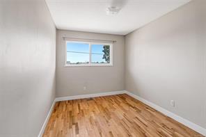 909 Shearwater St — listing photo 25 of 47