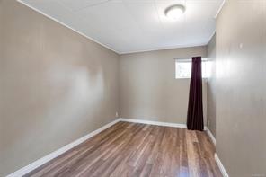 909 Shearwater St — listing photo 33 of 47
