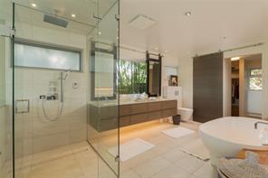 3931 Cadboro Bay Rd — listing photo 20 of 64