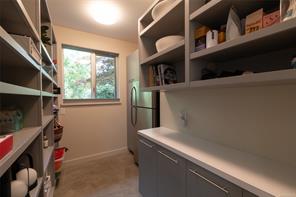 3931 Cadboro Bay Rd — listing photo 23 of 64