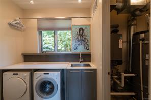 3931 Cadboro Bay Rd — listing photo 26 of 64