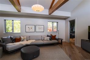 3931 Cadboro Bay Rd — listing photo 29 of 64