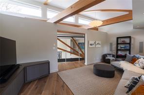 3931 Cadboro Bay Rd — listing photo 30 of 64