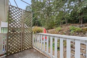 3938 Wilkinson Rd — listing photo 22 of 38
