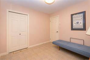 1112 Vic Pl — listing photo 24 of 38