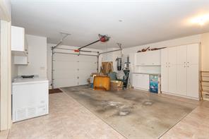 1112 Vic Pl — listing photo 28 of 38