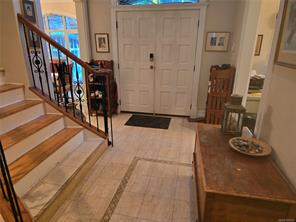870 Falkirk Ave — listing photo 21 of 71