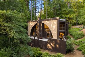 5748 West Saanich Rd, Saanich