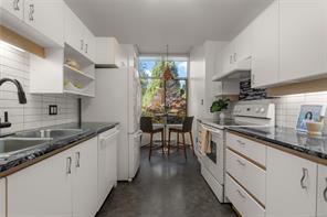 280-188 Douglas St — listing photo 26 of 44