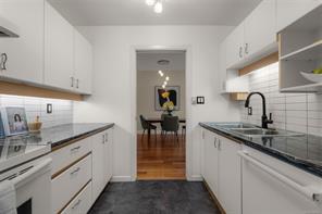 280-188 Douglas St — listing photo 27 of 44