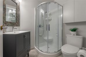 280-188 Douglas St — listing photo 29 of 44