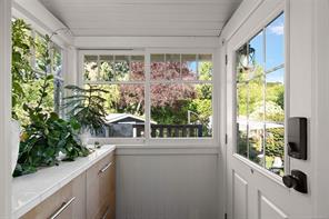 970 Bank St — listing photo 21 of 54
