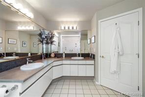 108-6880 Wallace Dr — listing photo 25 of 43