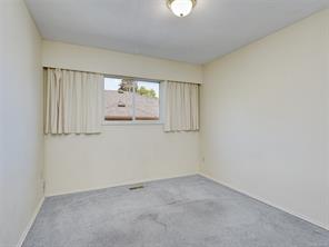 3116 Yew St — listing photo 14 of 27