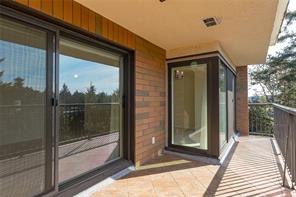 404-4030 Quadra St — listing photo 19 of 24