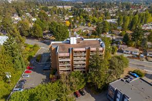 404-4030 Quadra St — listing photo 22 of 24