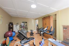 1215 Cloake Hill Rd — listing photo 33 of 44