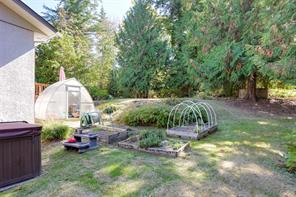 1215 Cloake Hill Rd — listing photo 36 of 44