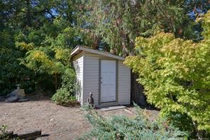 1215 Cloake Hill Rd — listing photo 38 of 44