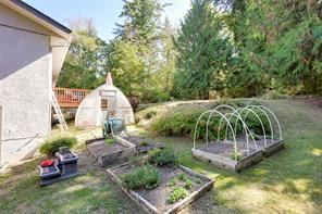 1215 Cloake Hill Rd — listing photo 39 of 44