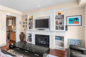 219 Michigan St — listing photo 15 of 40